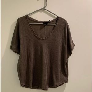 UO oversized distressed top